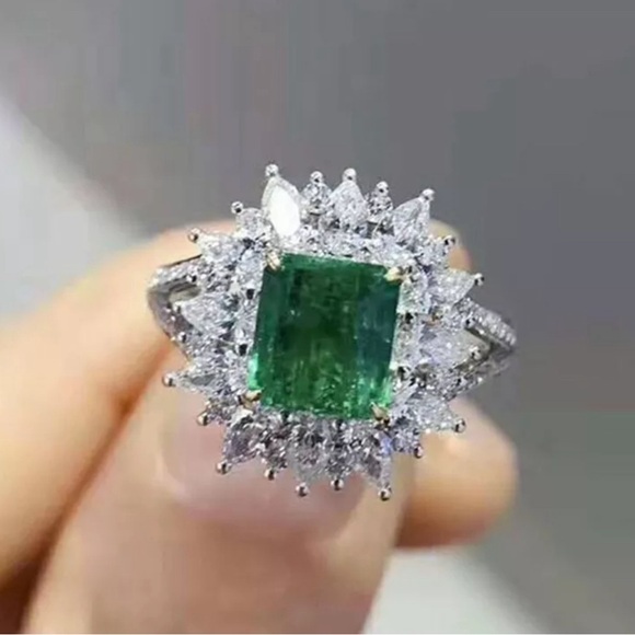 BRIDAL WEDDING ENGAGEMENT RINGS - Picture 3 of 4